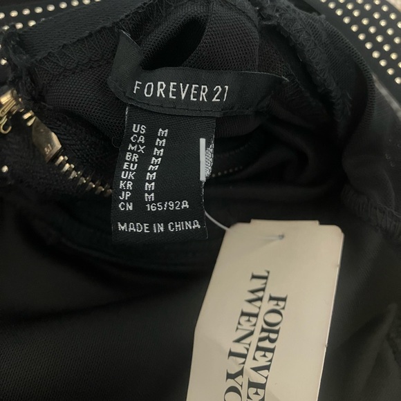 Forever 21 black dress - Picture 9 of 10